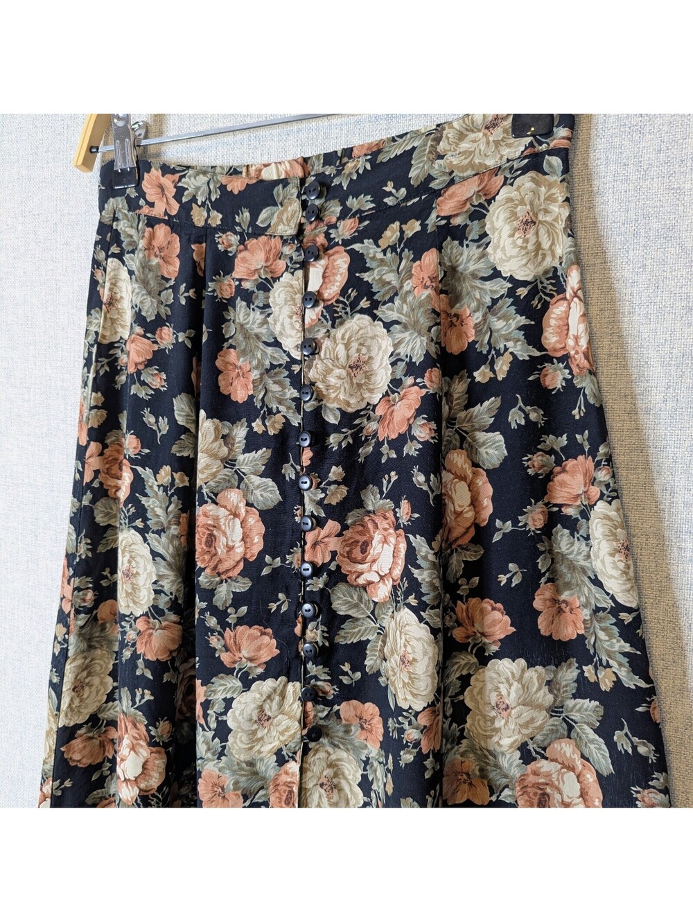Vintage 90s rose floral button front A-line midi skirt - Picture 2 of 7
